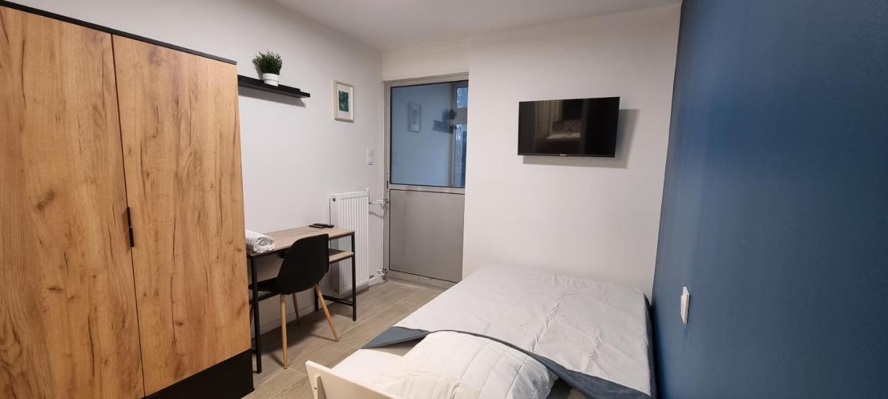 Chambres Avec Douche Privative Dans Appartement Partage - Metro - Wifi Toulouse Bagian luar foto