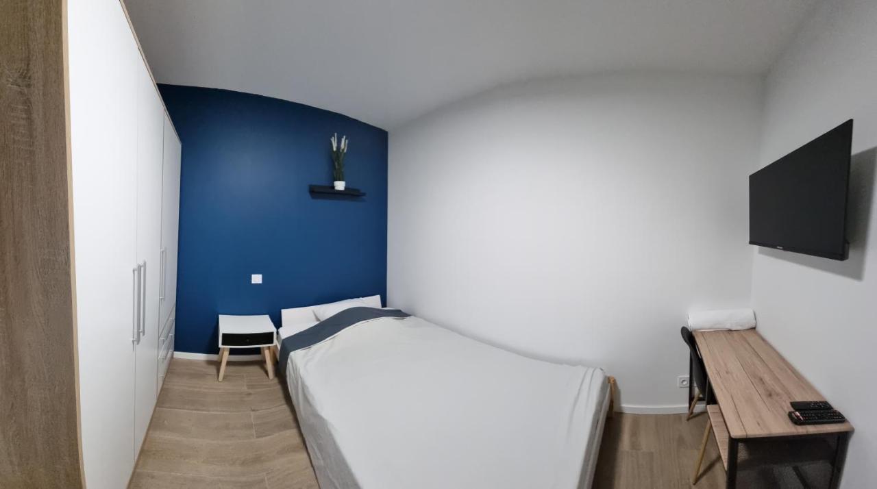 Chambres Avec Douche Privative Dans Appartement Partage - Metro - Wifi Toulouse Bagian luar foto